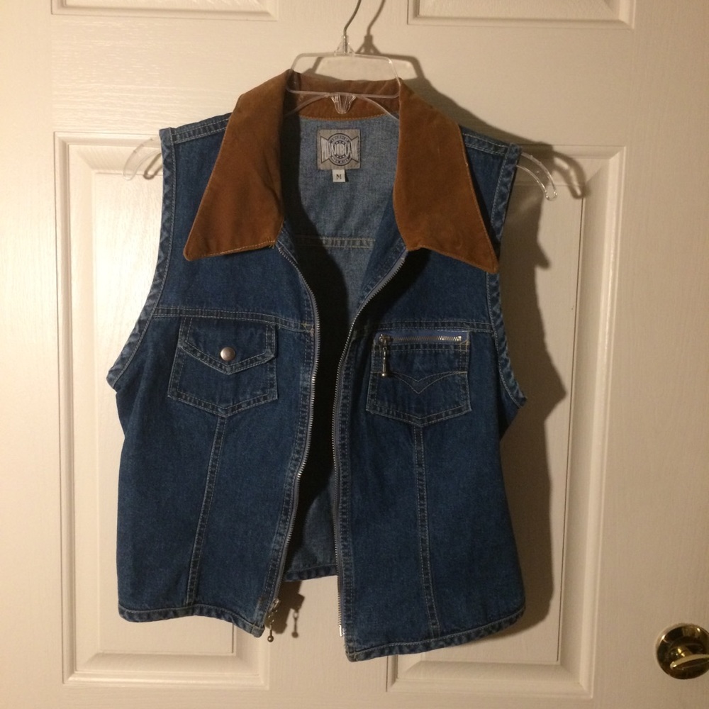 Paris Blues denim vest size M with brown collar